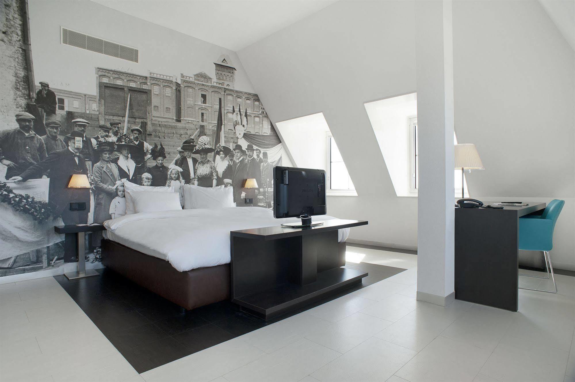 Inntel Amsterdam 4*